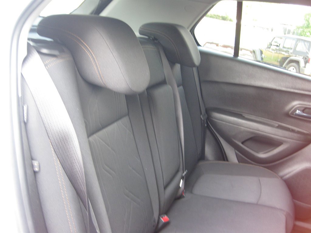 Used 2020 Chevrolet Trax LT image 26