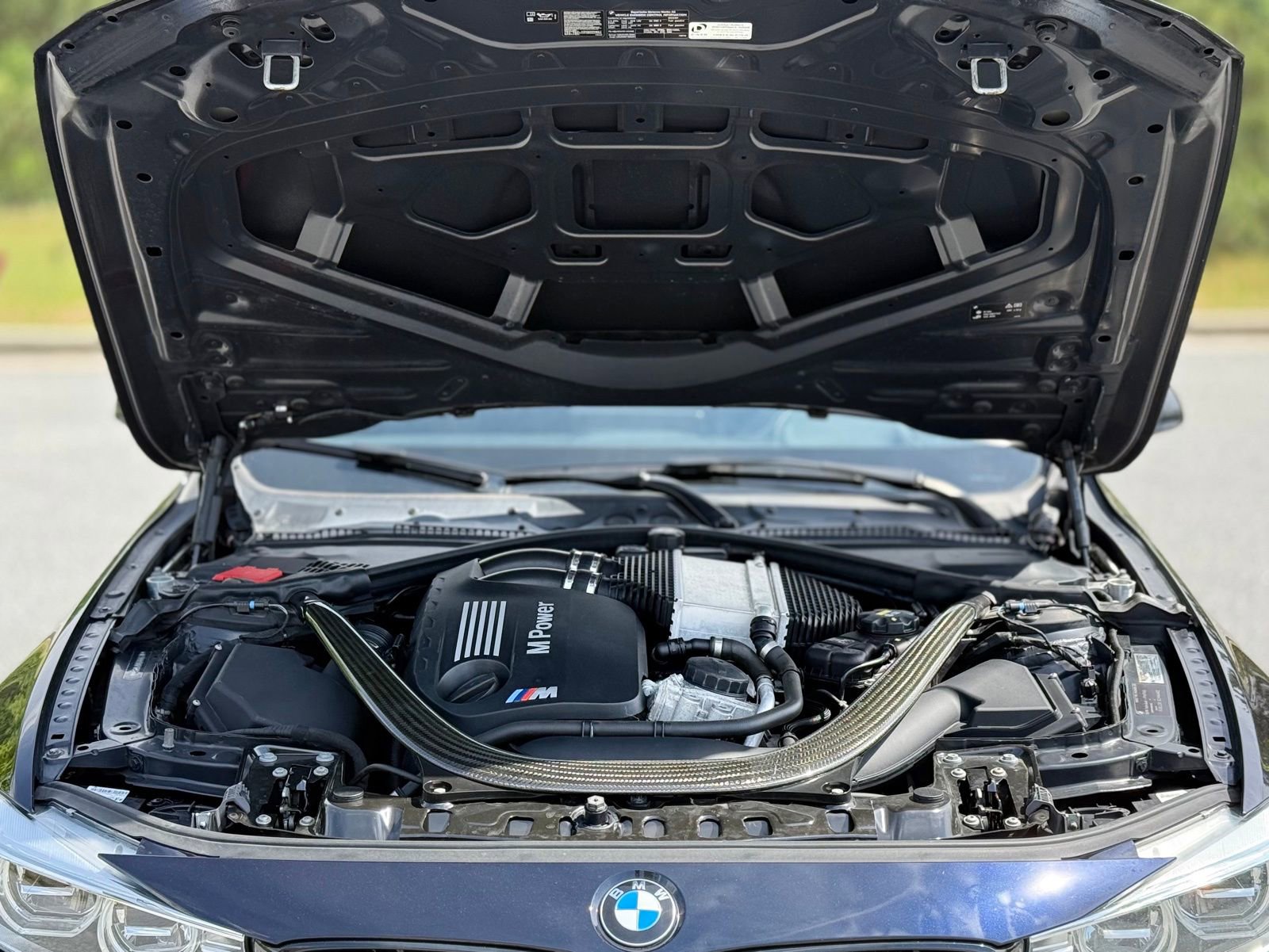 Used 2016 BMW M4 Convertible image 45