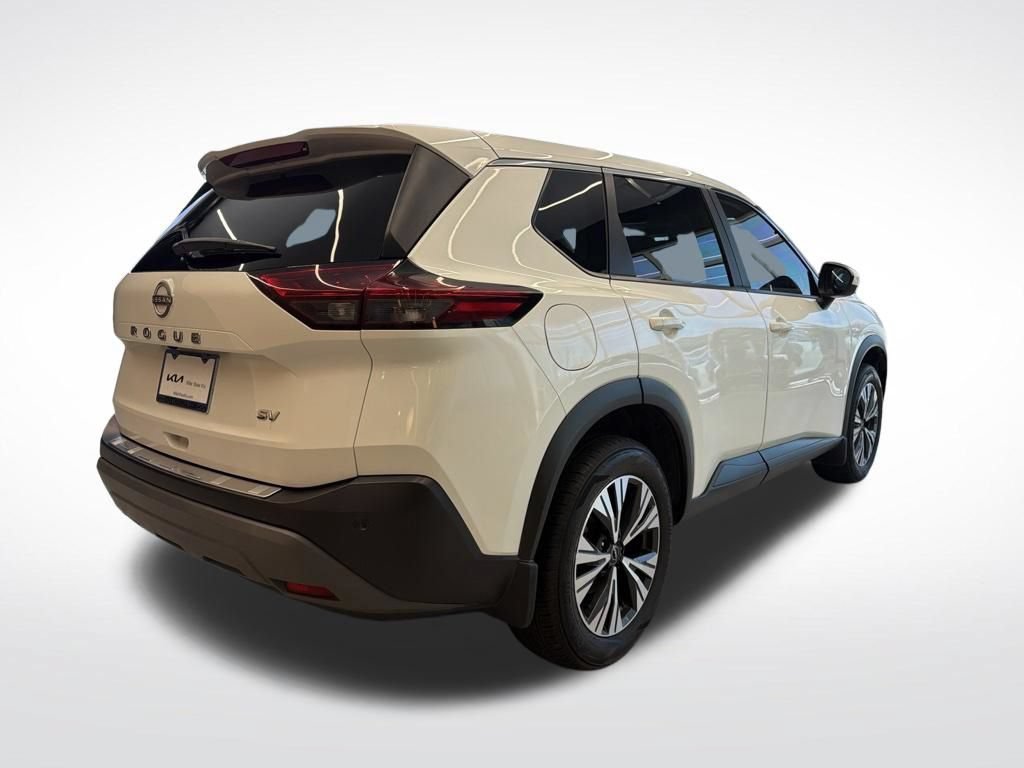 Used 2023 Nissan Rogue SV FWD image 18