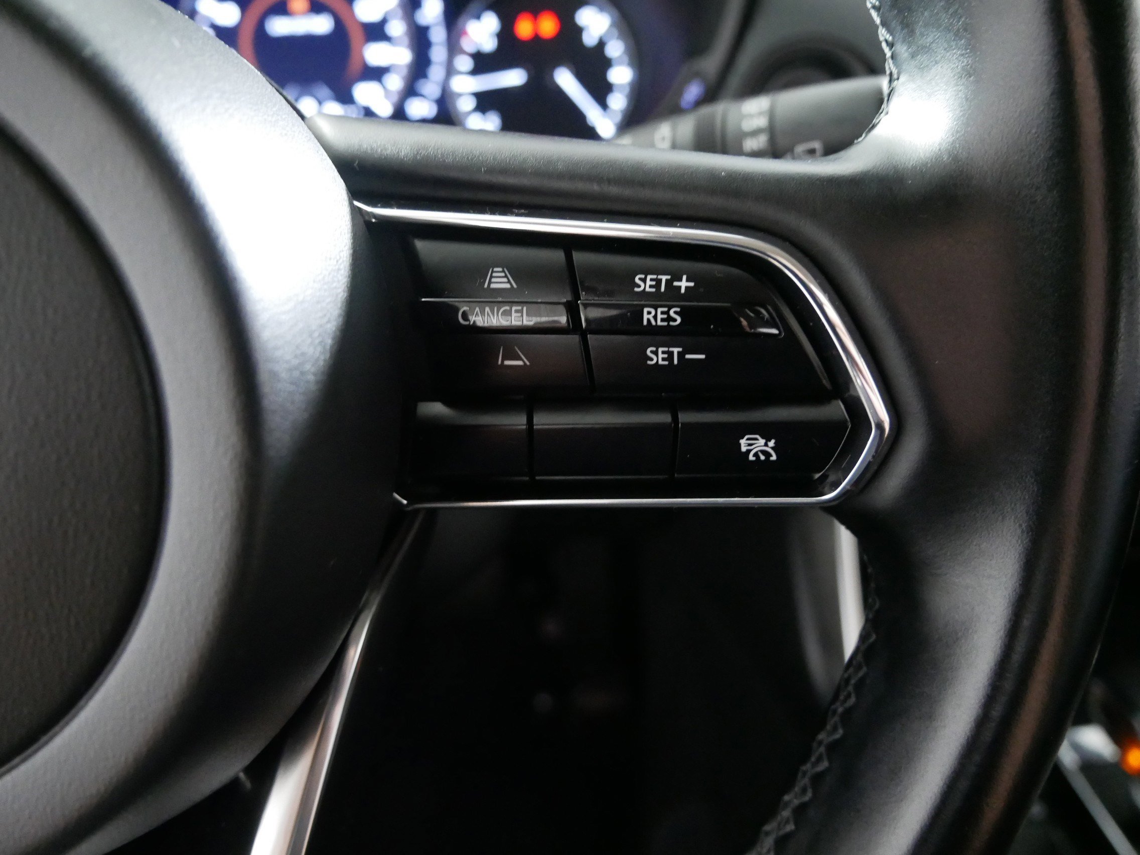 Certified 2025 MAZDA CX-90 3.3 Turbo w/ Select Package image 28