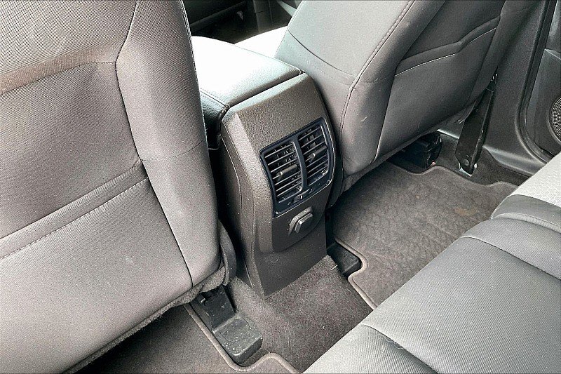 Used 2017 Ford Escape SE AWD/4WD image 10