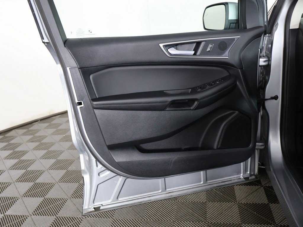 Used 2024 Ford Edge SEL image 20