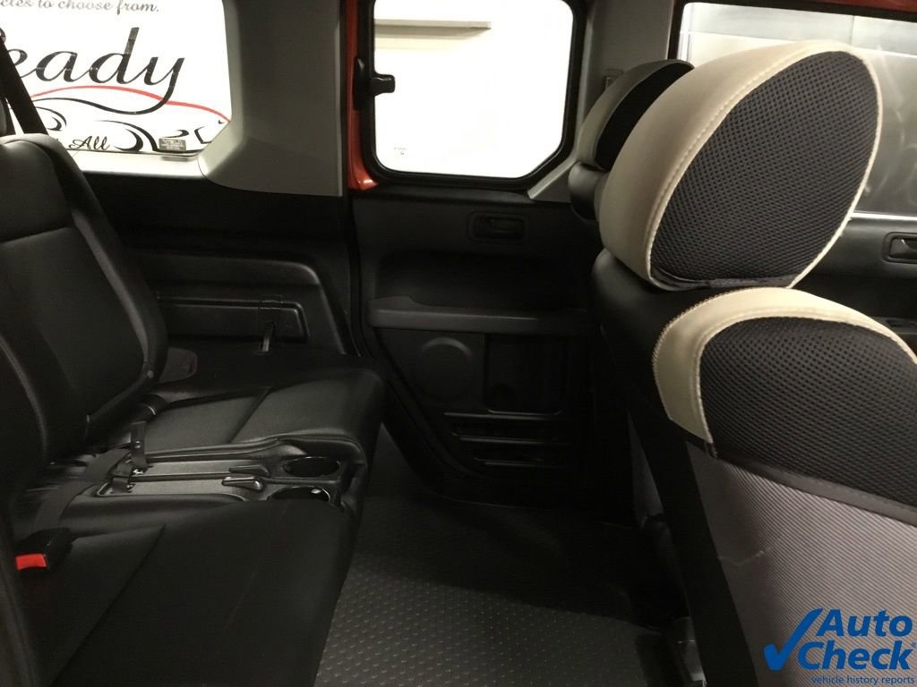 Used 2005 Honda Element LX image 28
