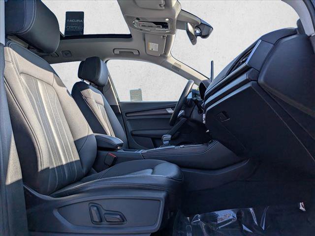 Used 2021 Audi Q5 e Premium Plus w/ Premium Plus Package image 24