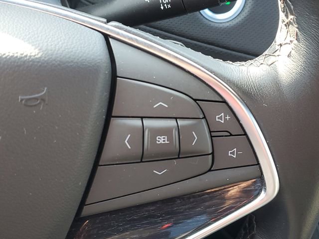 Used 2024 Cadillac XT5 Premium Luxury w/ LPO, Floor Liner Package AWD/4WD image 19