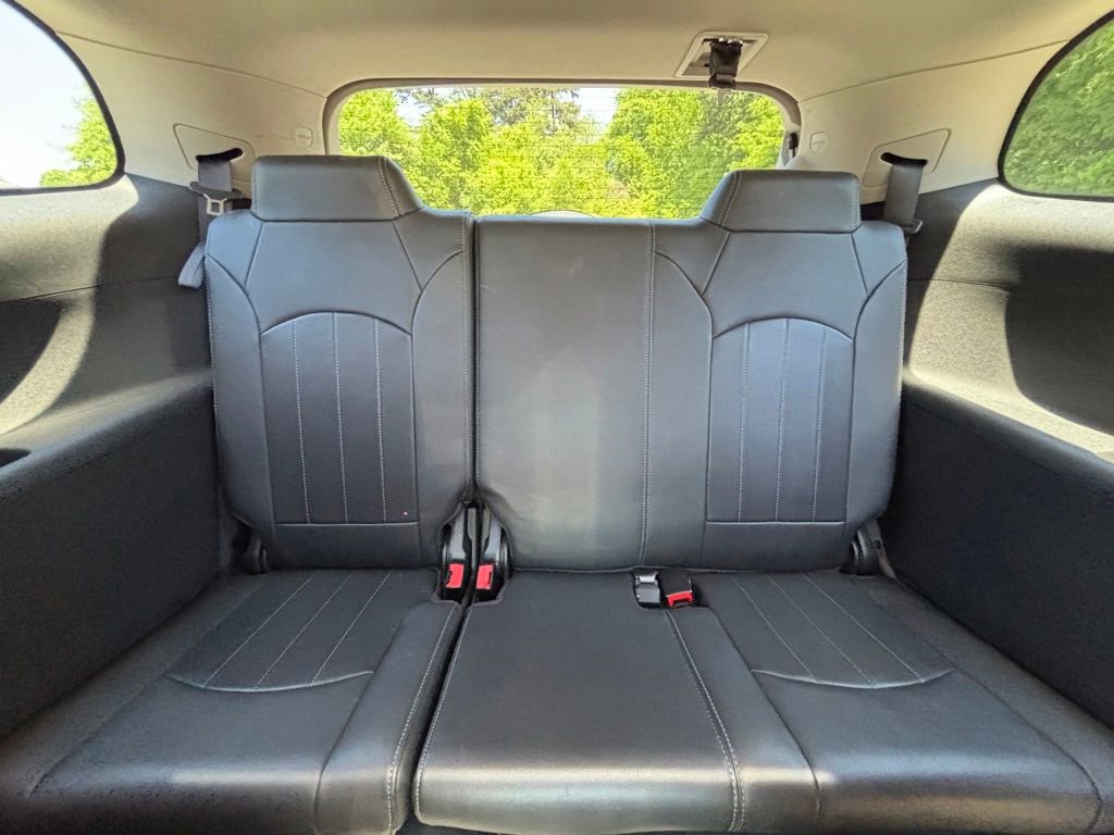 Used 2017 Buick Enclave Leather FWD image 17