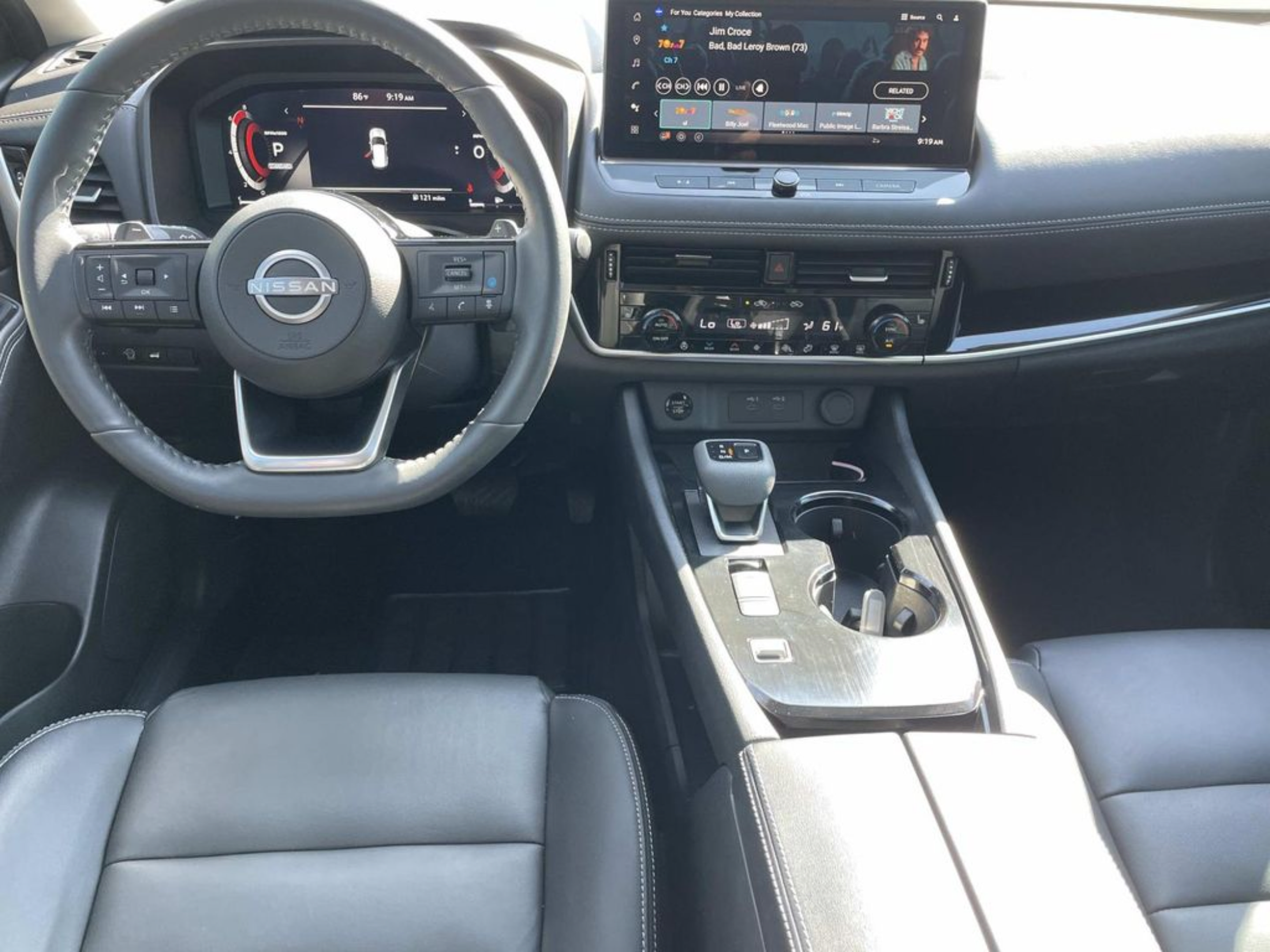 Used 2024 Nissan Rogue SL w/ SL Premium Package FWD image 10