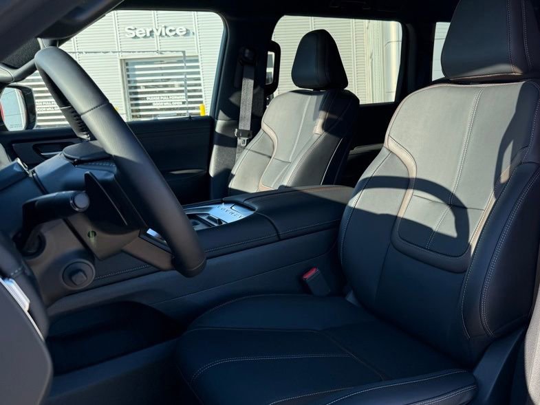 New 2025 Nissan Armada SL w/ Captain's Chari Seat Package image 13