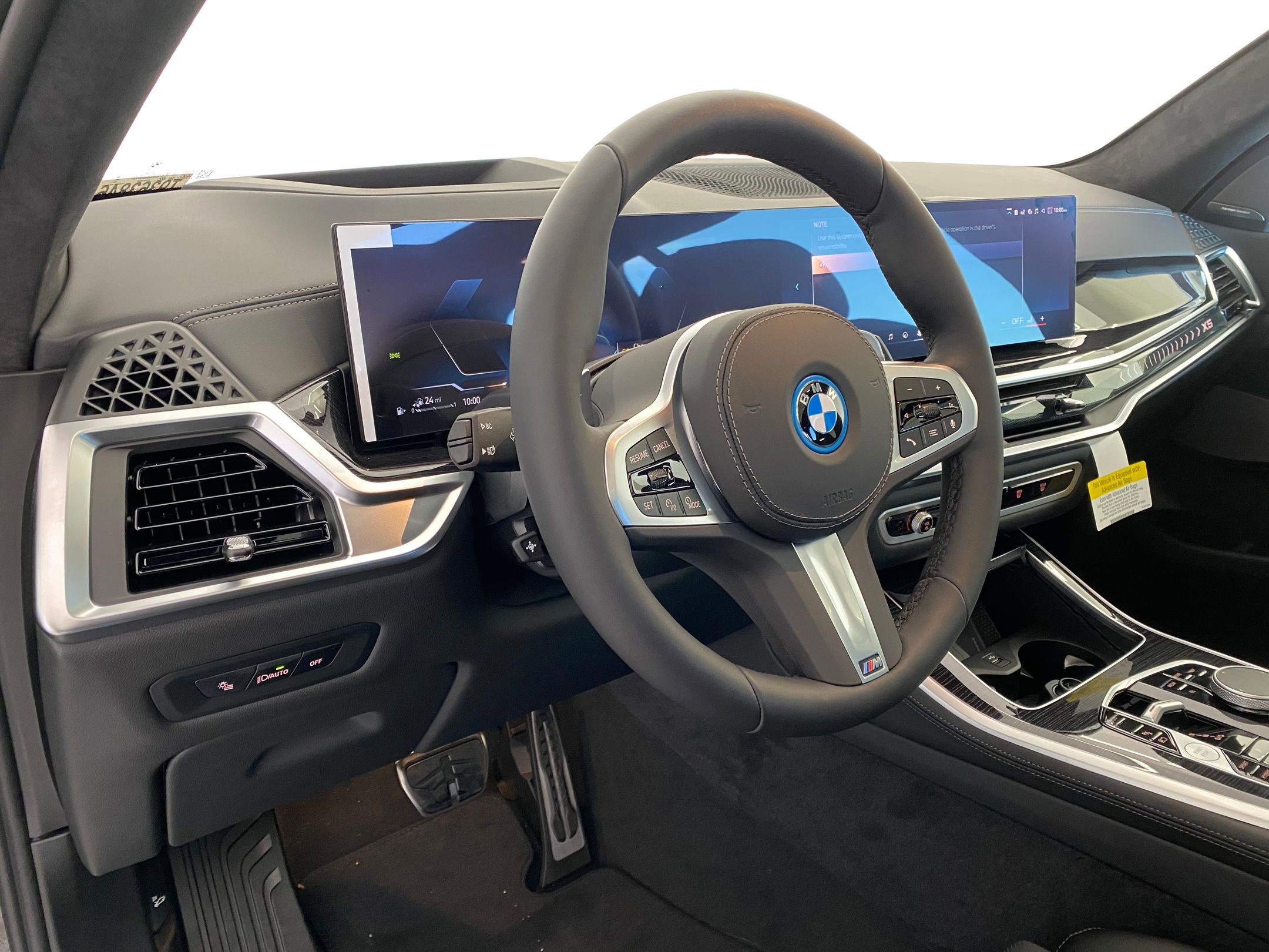 New 2026 BMW X5 xDrive50e w/ M Sport Package image 4