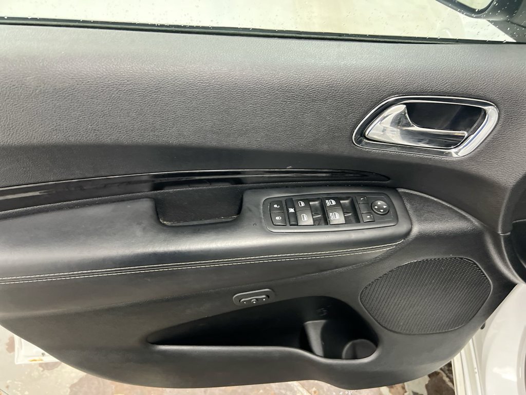 Used 2016 Dodge Durango Citadel w/ Technology Group AWD/4WD image 22