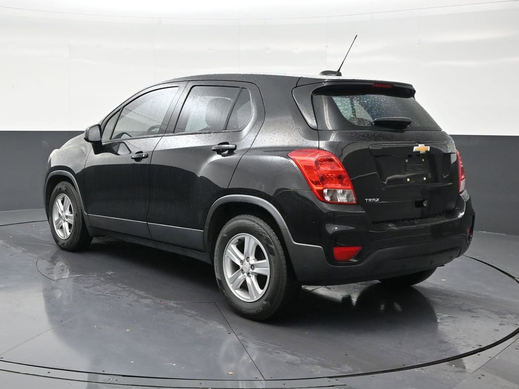 Used 2020 Chevrolet Trax LS FWD image 3