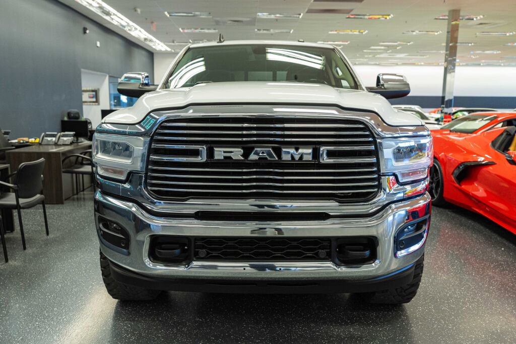 Used 2020 RAM 3500 Laramie image 3