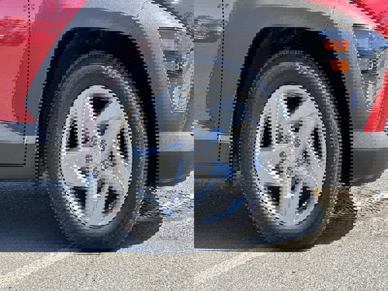 Certified 2025 Hyundai Kona SE image 39