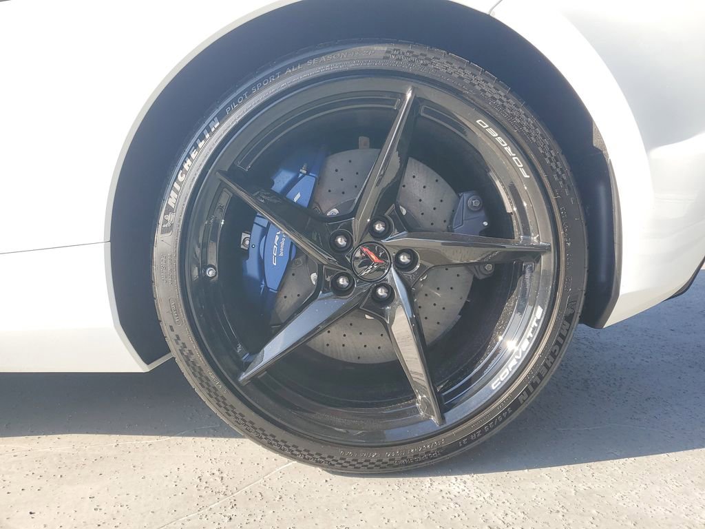 New 2026 Chevrolet Corvette E-Ray image 5