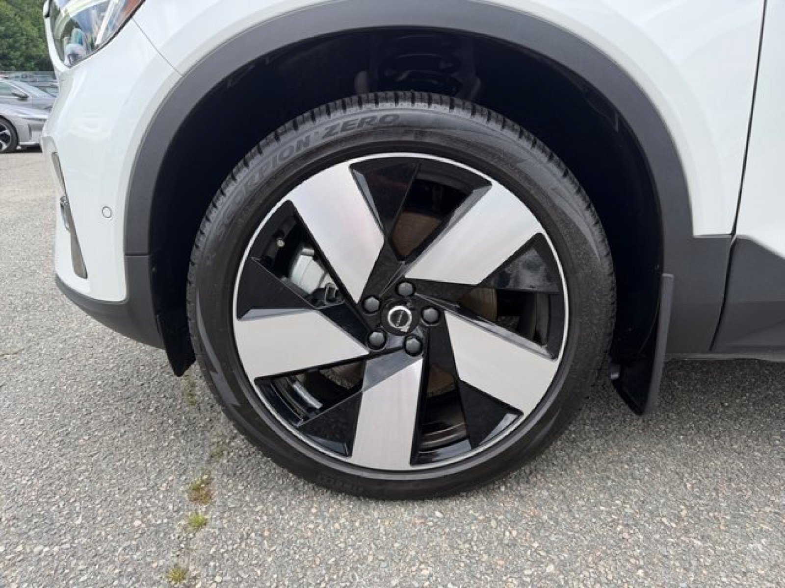 Used 2023 Volvo C40 P8 Recharge Ultimate w/ Protection Package Premier AWD/4WD image 9