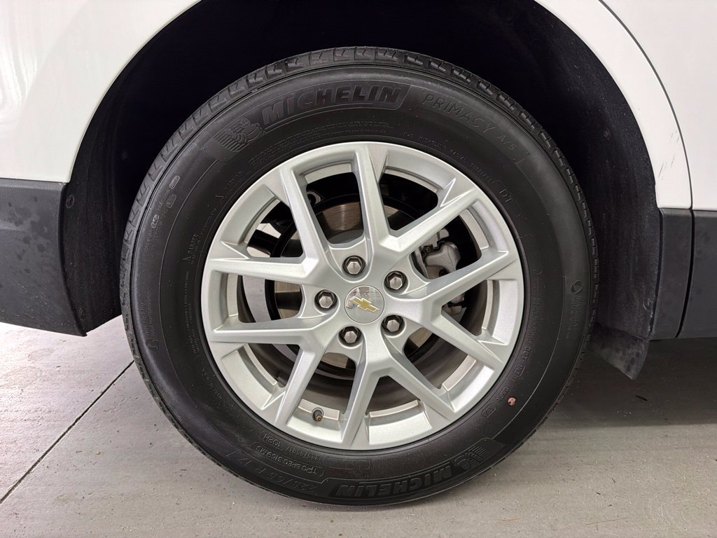 Used 2024 Chevrolet Equinox LT FWD image 12