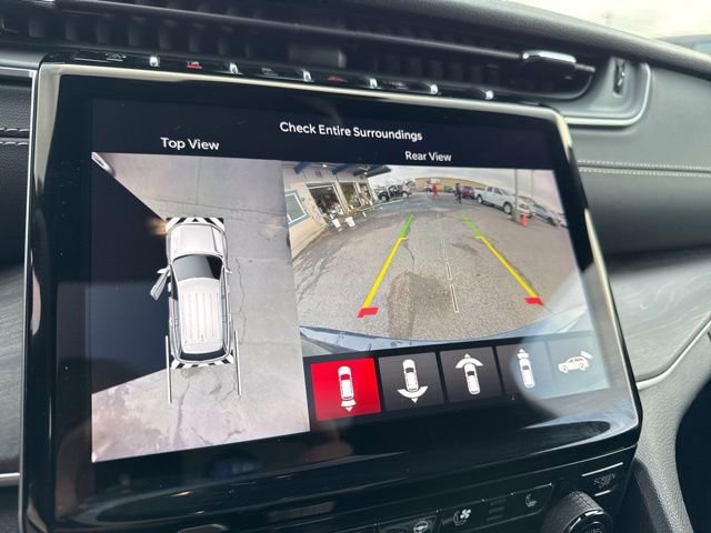 Used 2024 Jeep Grand Cherokee Limited w/ Luxury Tech Group II image 36