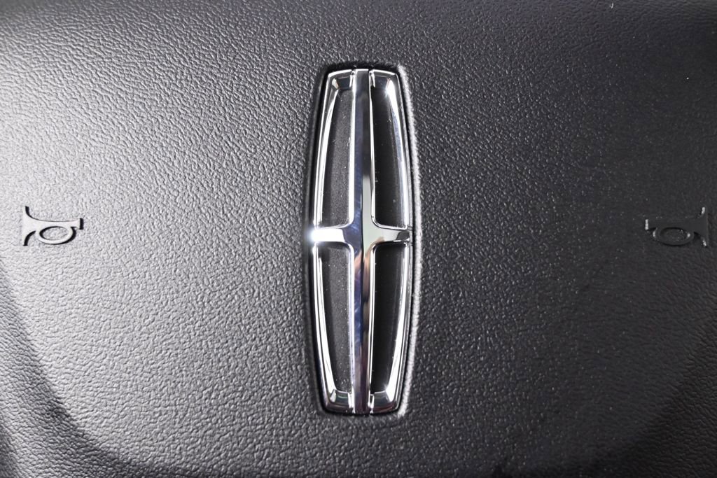 New 2026 Lincoln Corsair Reserve w/ Jet Appearance Package image 37