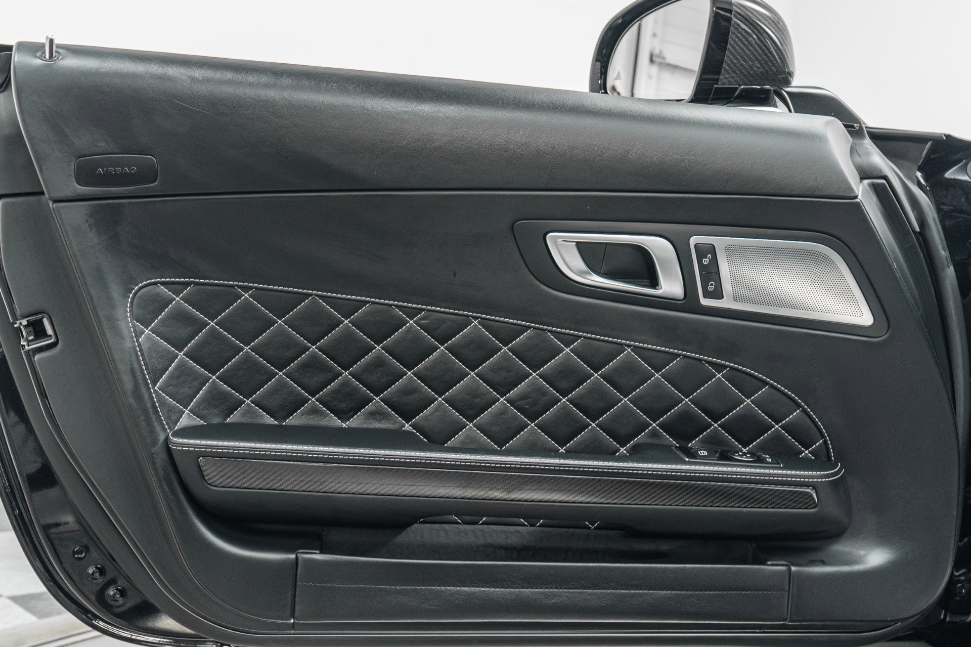 Used 2015 Mercedes-Benz SLS AMG GT Final Edition image 43