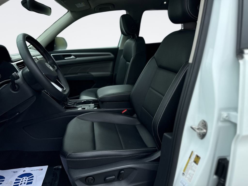 Used 2022 Volkswagen Atlas SE w/ Panoramic Sunroof Package image 13