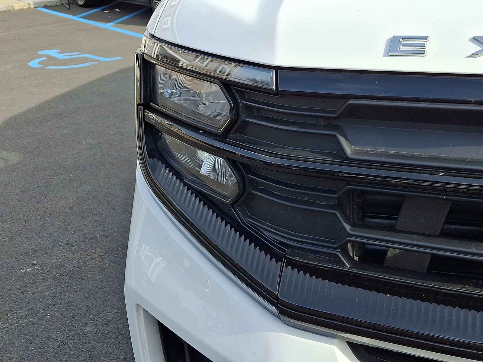 Certified 2025 Ford Expedition Active image 10