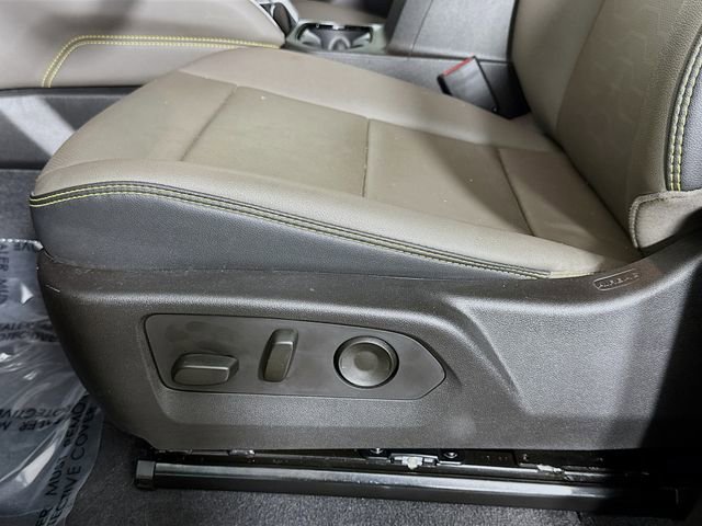 Used 2025 Chevrolet Colorado ZR2 AWD/4WD image 15