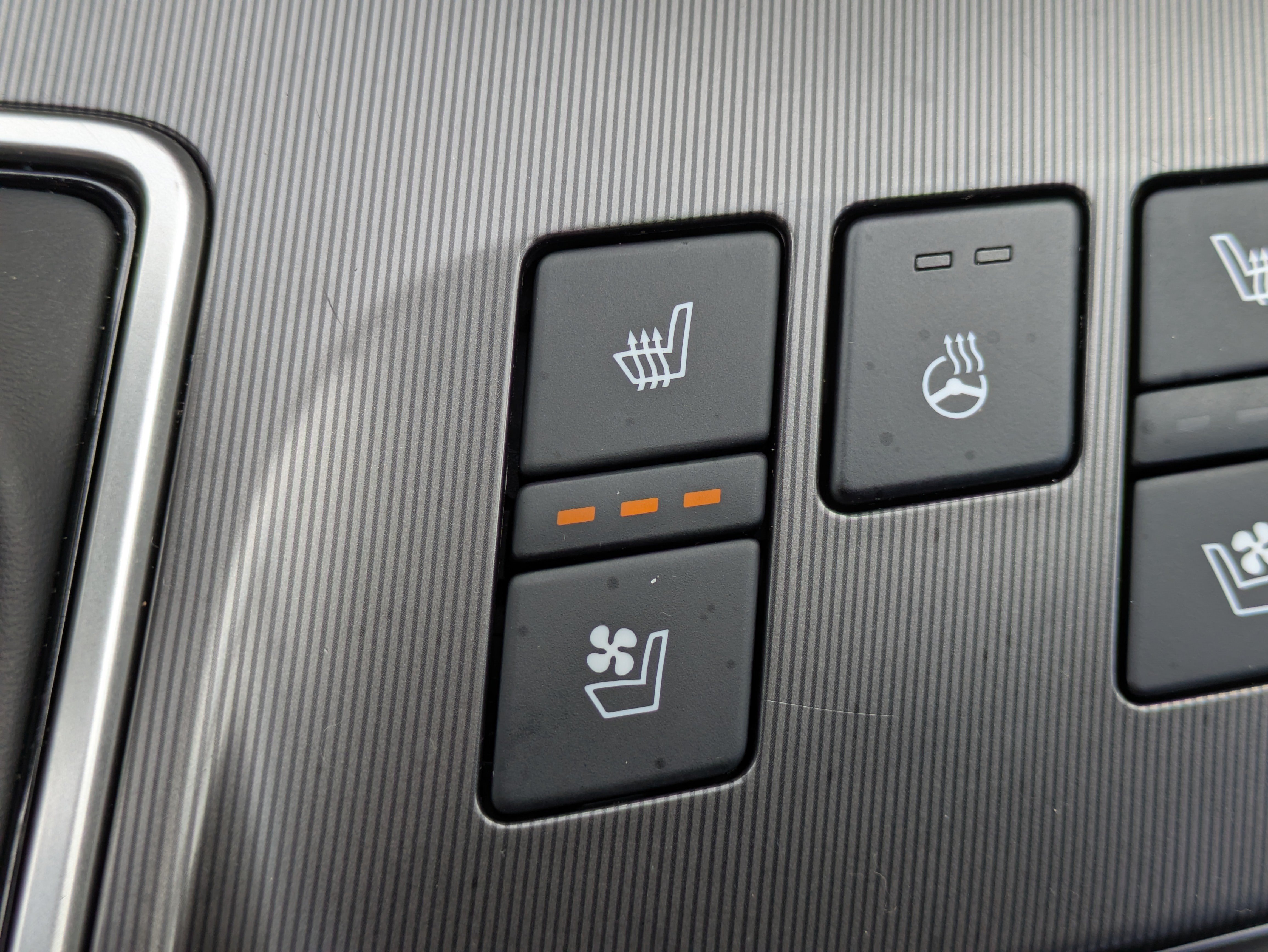 Certified 2026 Kia Sportage SX FWD image 28