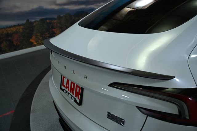 Used 2024 Tesla Model 3 Performance image 12