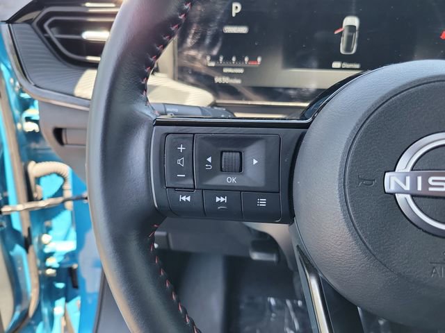 Used 2025 Nissan Kicks SR AWD/4WD image 15