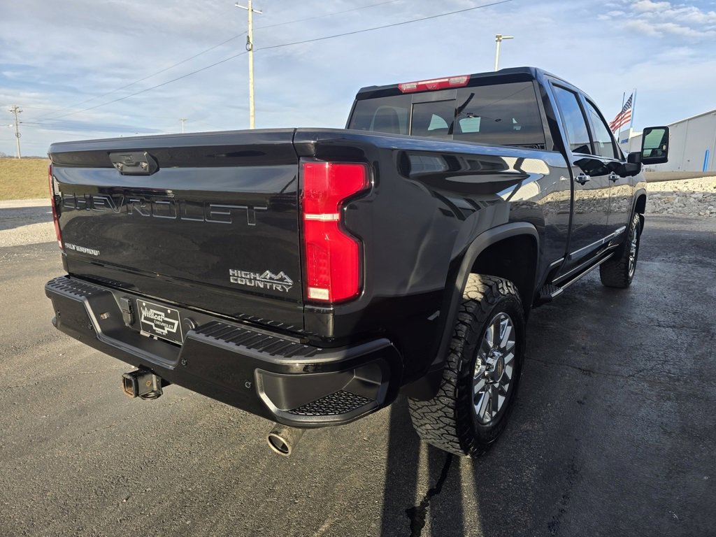 Used 2025 Chevrolet Silverado 2500 High Country w/ High Country Premium Package image 8