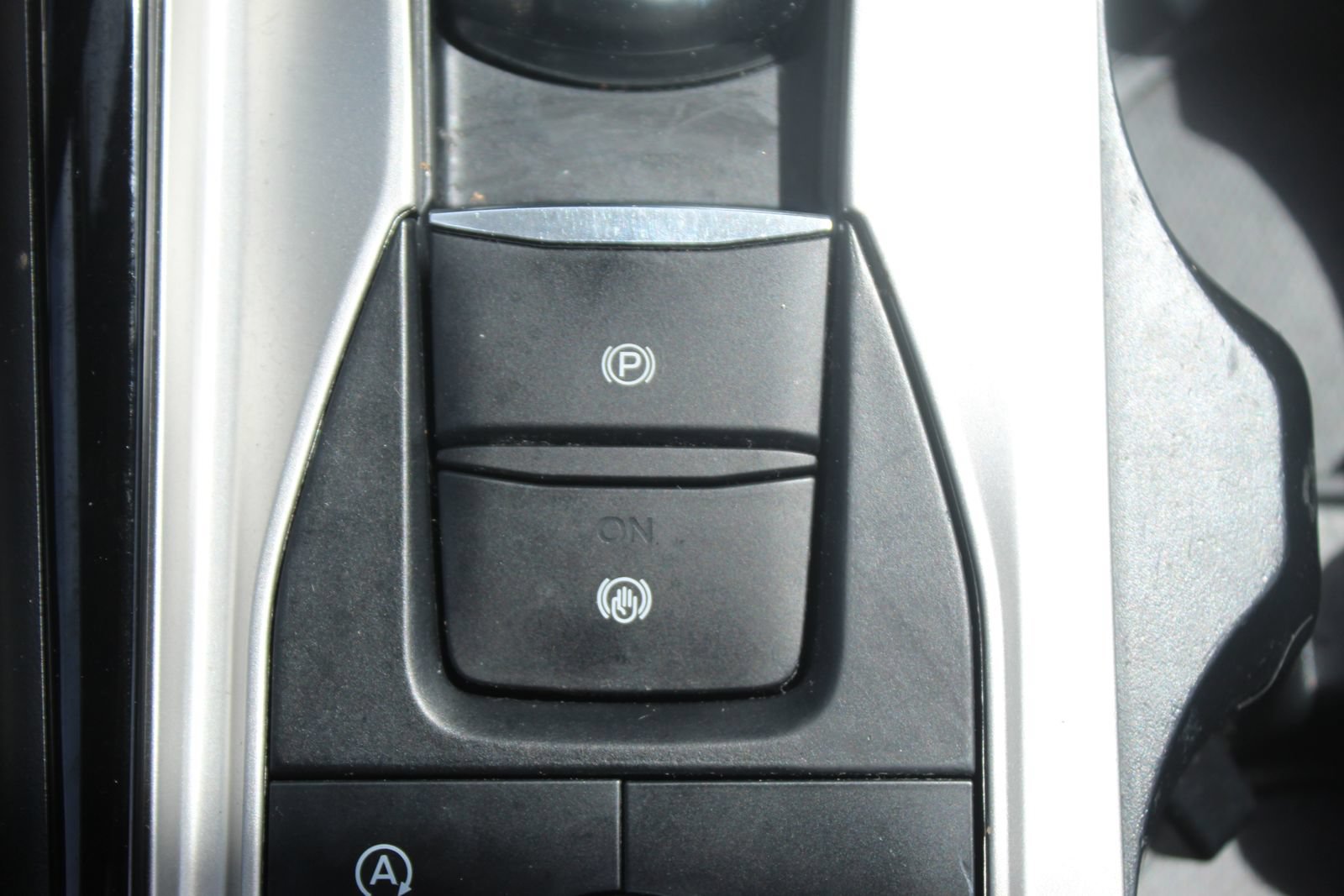 Used 2023 Ford Explorer ST w/ Equipment Group 401A AWD/4WD image 35