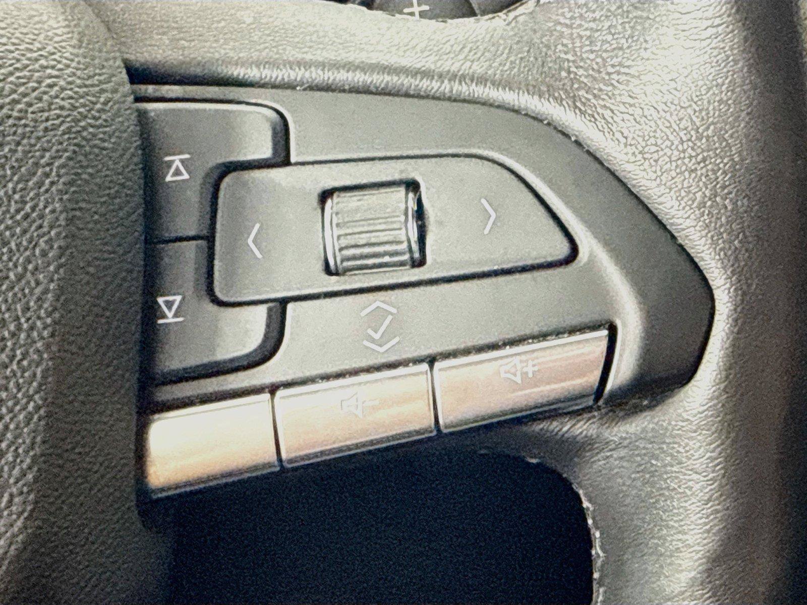 Used 2023 Cadillac XT4 Premium Luxury FWD image 13