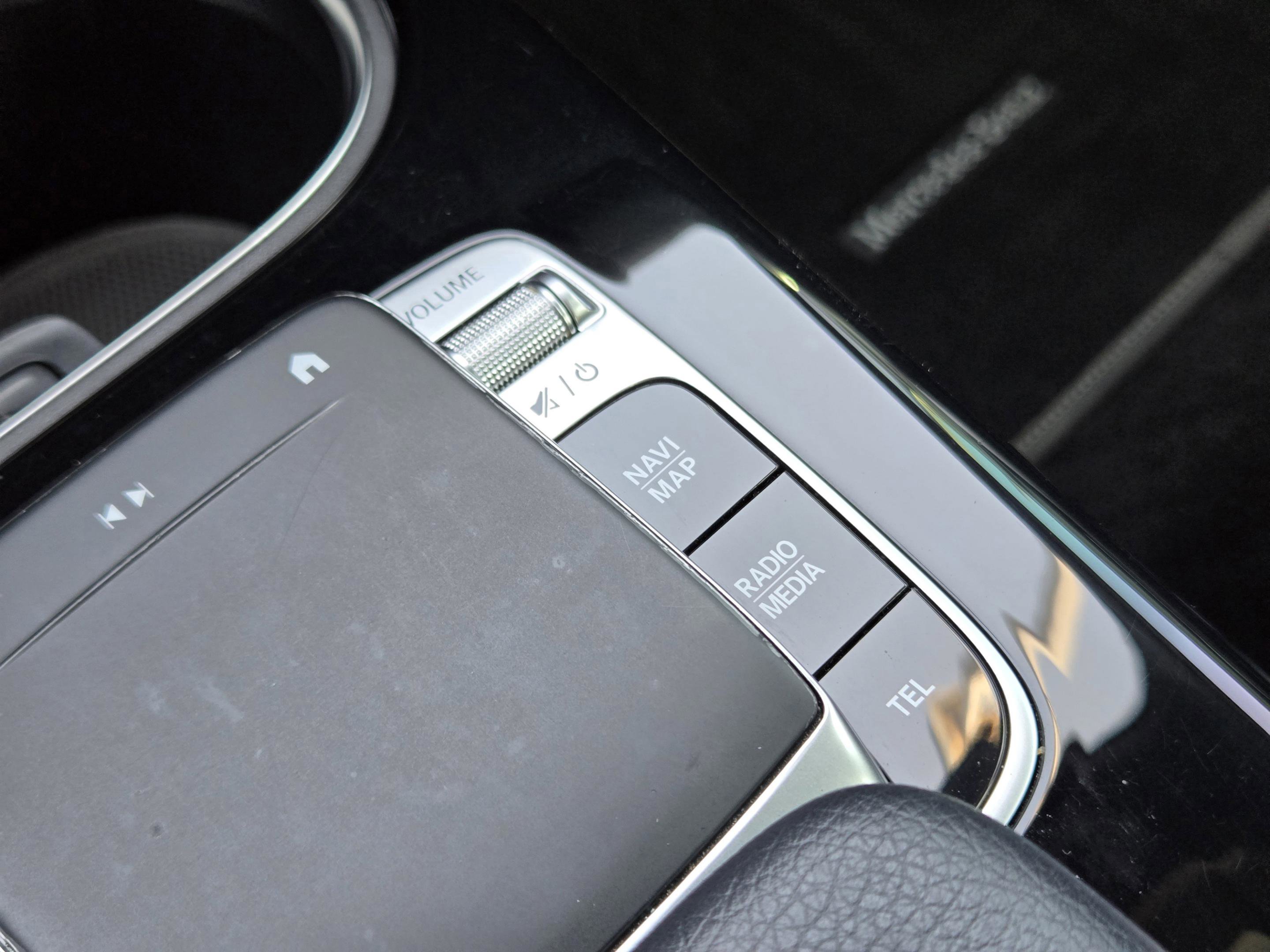 Certified 2020 Mercedes-Benz A 220 image 26