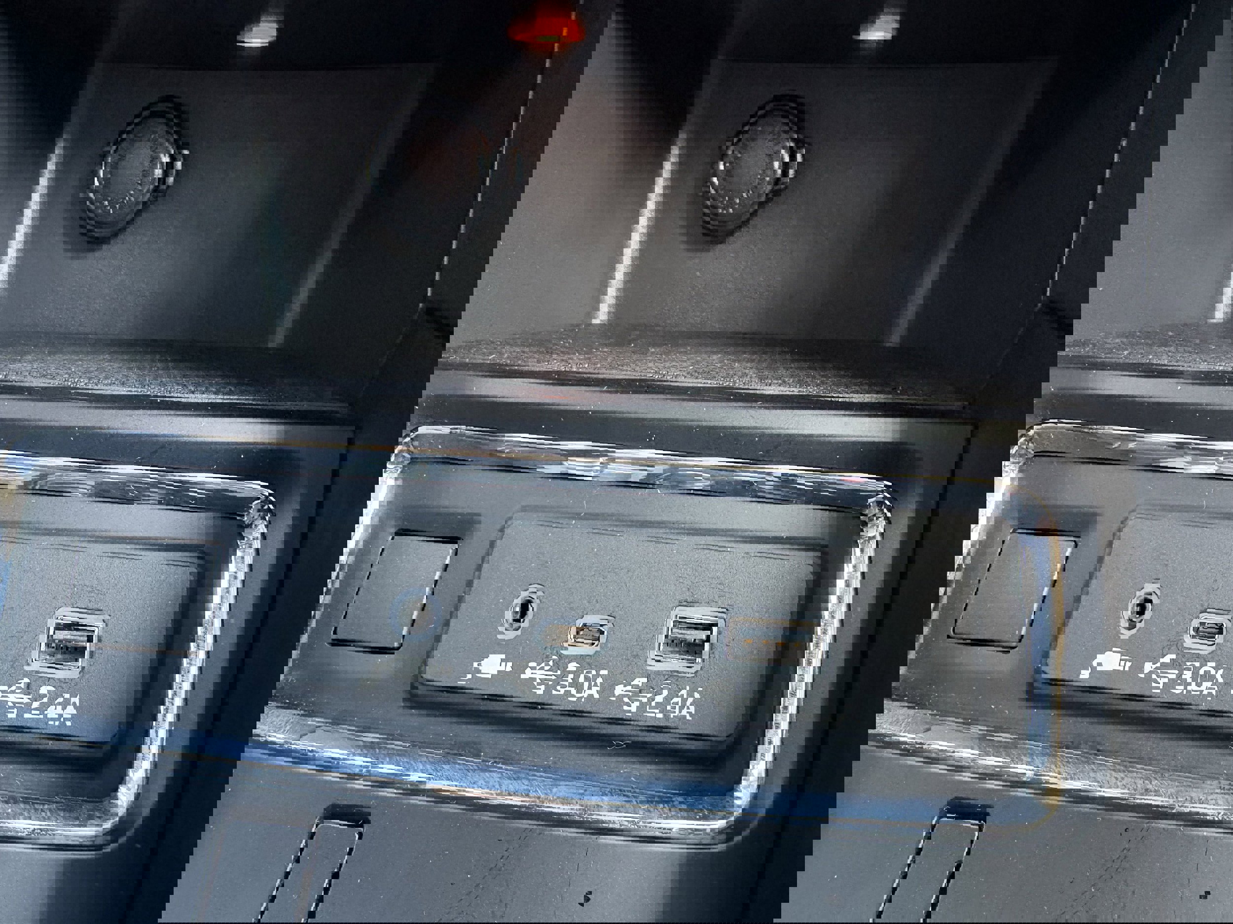 Used 2025 Subaru Ascent Premium image 21