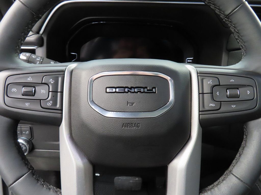 Used 2023 GMC Yukon Denali AWD/4WD image 57