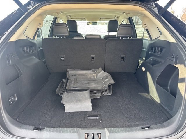 Used 2024 Ford Edge SEL w/ Convenience Package image 11