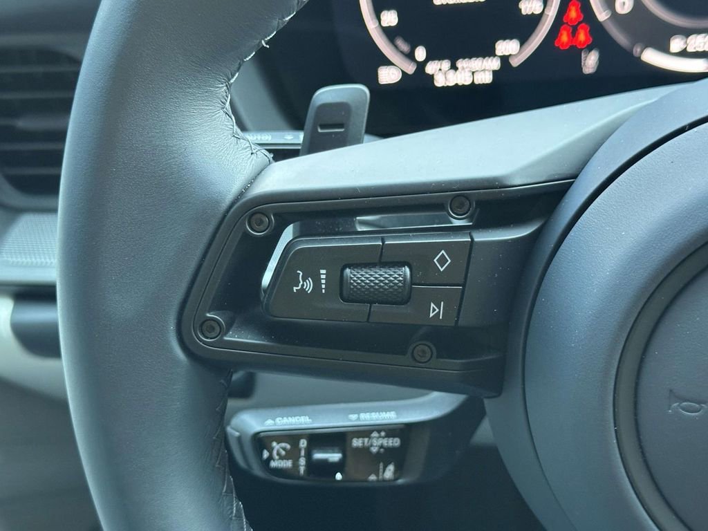 Used 2026 Porsche 911 Carrera image 20