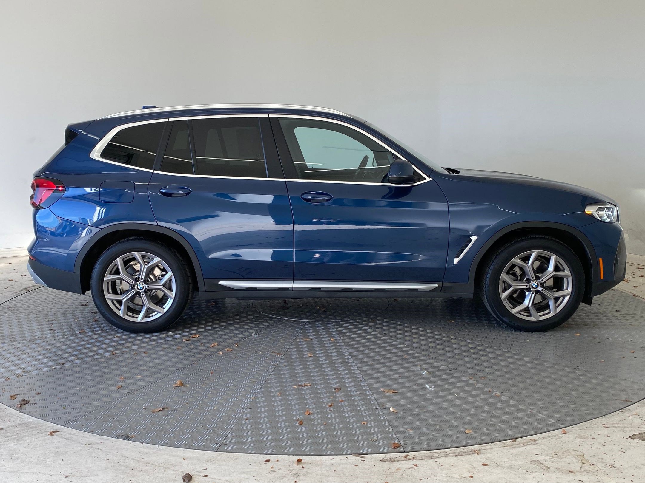 Certified 2022 BMW X3 xDrive30i w/ Premium Package 2 (ZPA) image 7