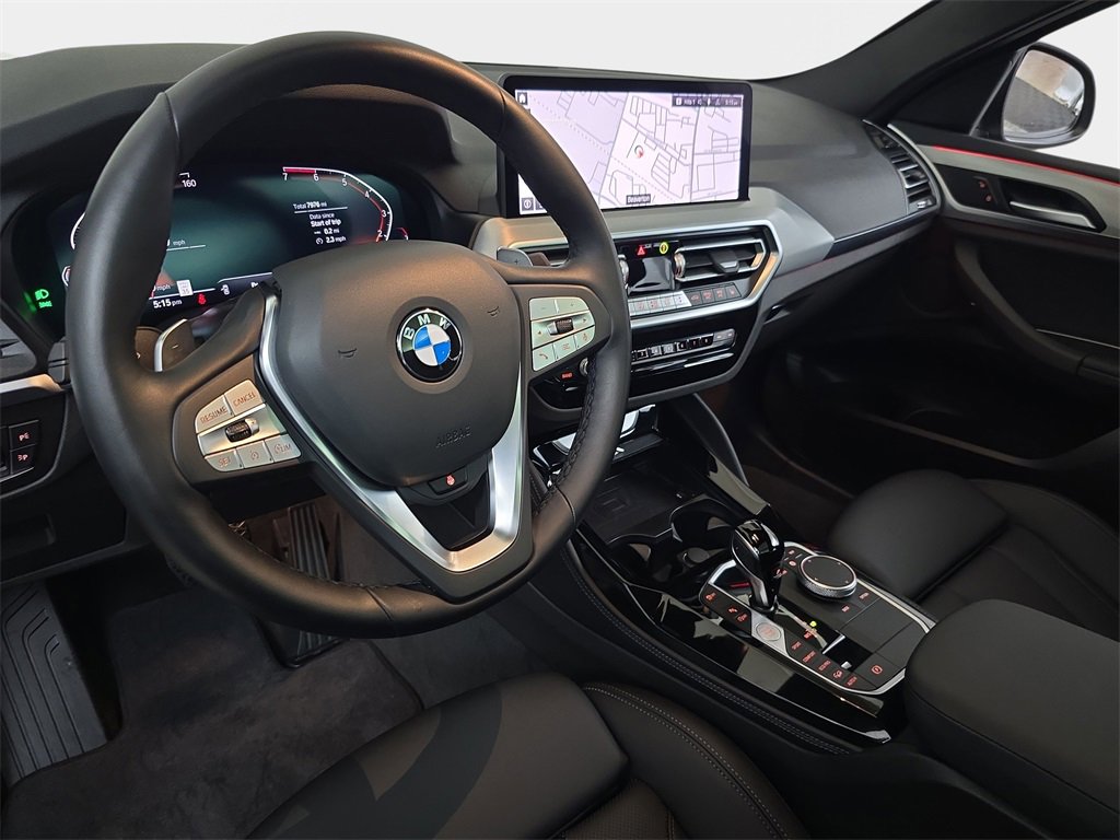 Used 2025 BMW X4 xDrive30i image 19
