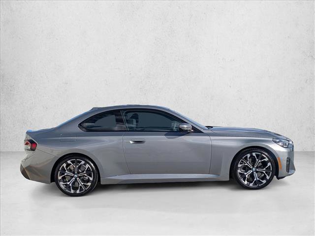 Used 2025 BMW 230i 230i w/ Convenience Package image 4