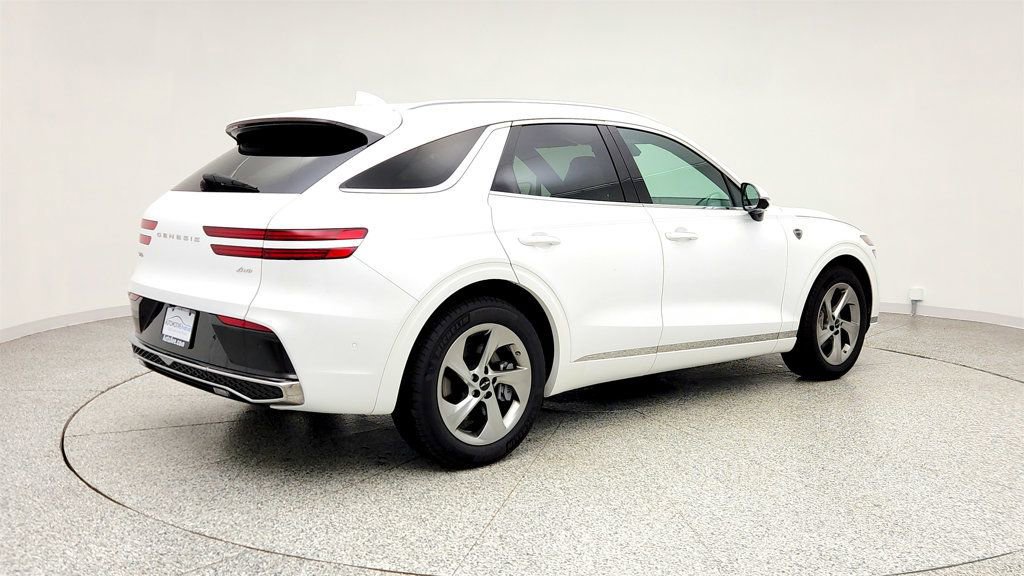 Used 2026 Genesis GV70 2.5T Advanced image 5