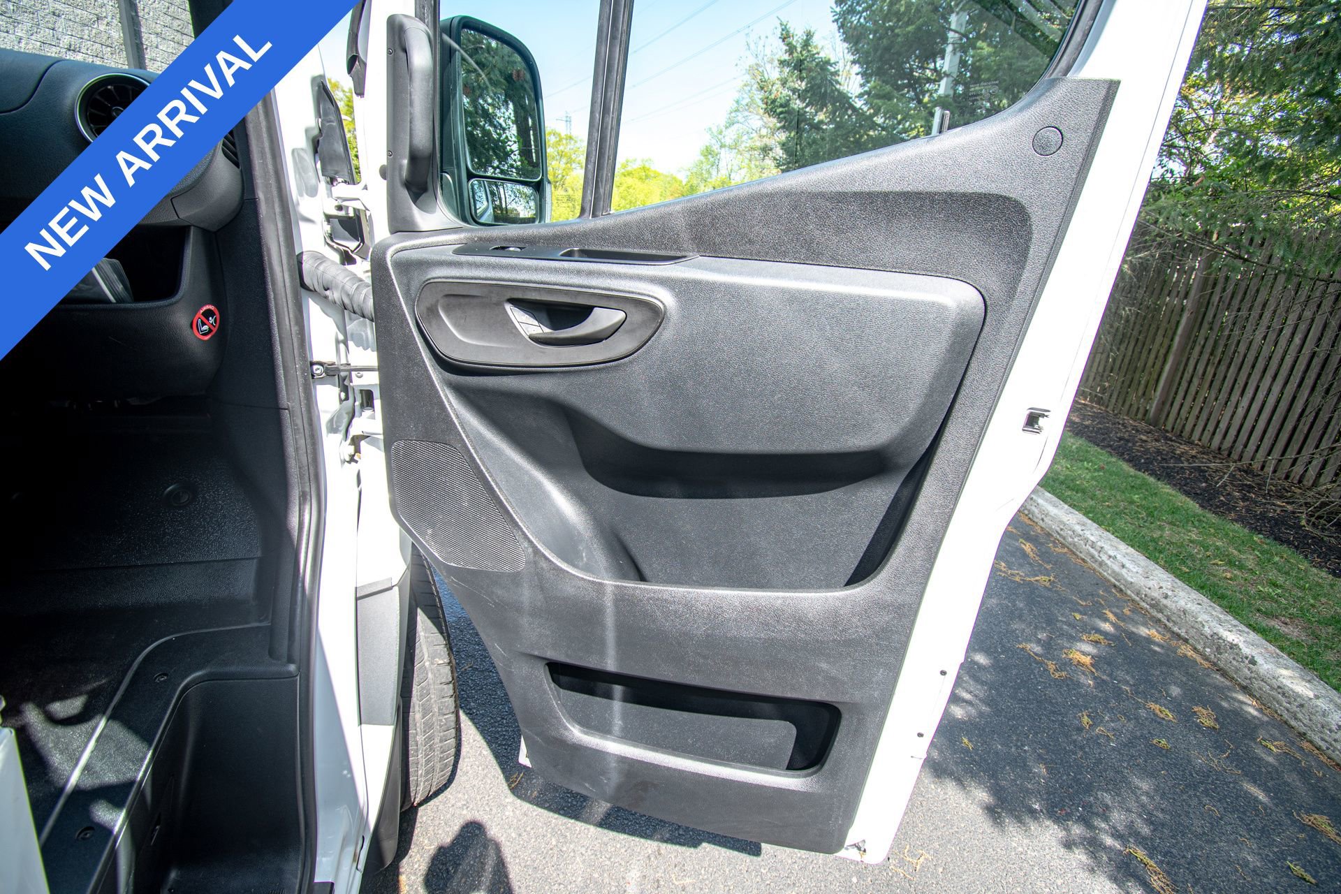 Used 2025 Mercedes-Benz Sprinter 2500 image 17