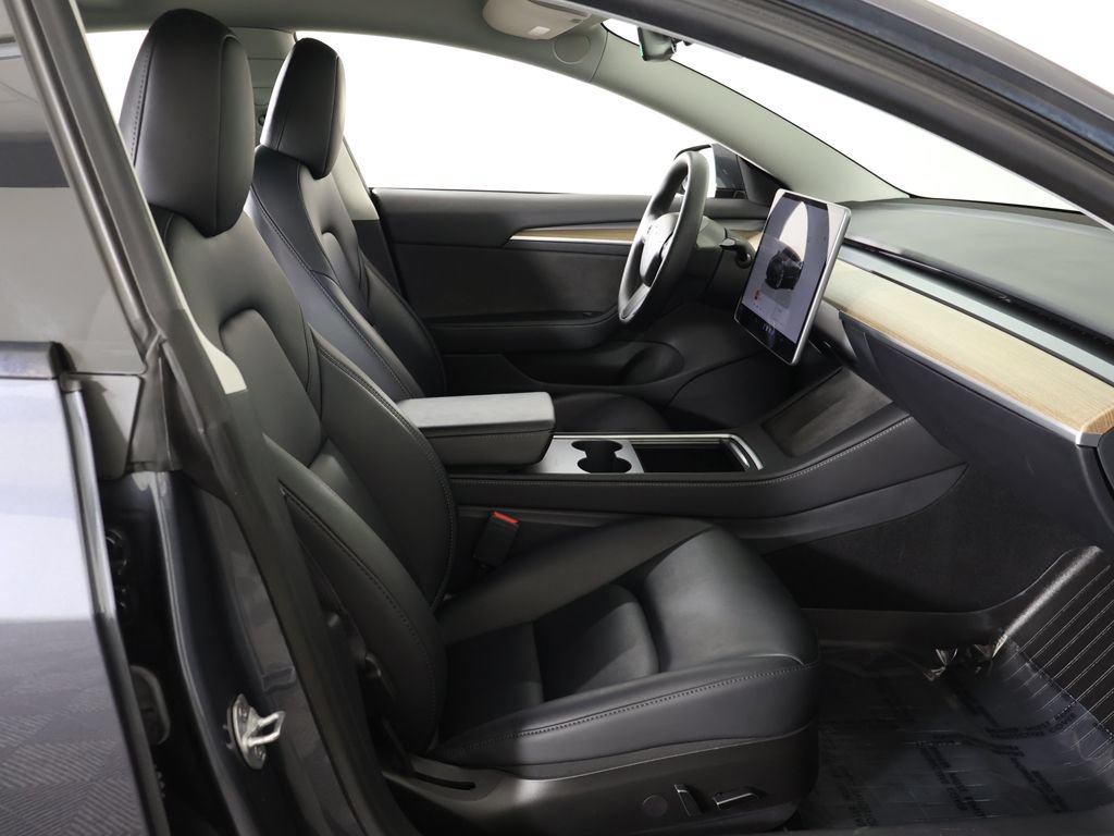 Used 2023 Tesla Model 3 Standard Range RWD image 33