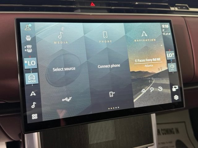 Used 2025 Land Rover Range Rover Autobiography AWD/4WD image 32