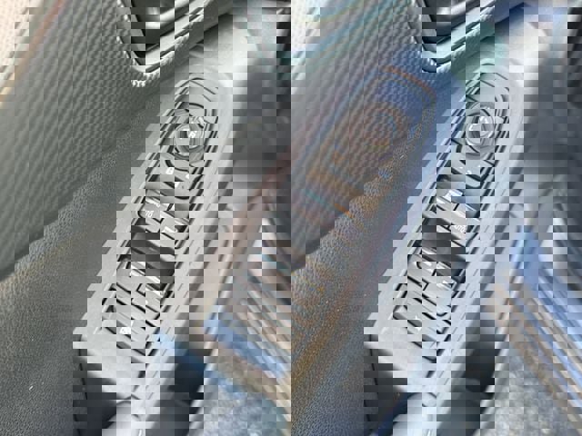 Used 2024 Subaru Crosstrek 2.0i Premium image 24