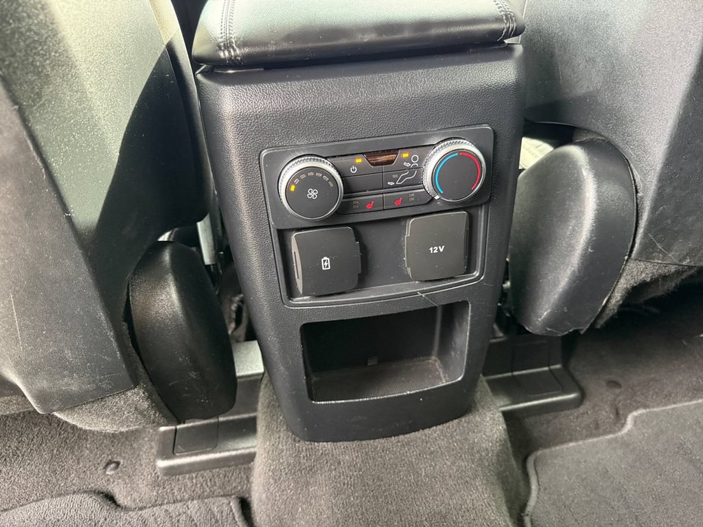Used 2020 Ford Explorer XLT w/ Comfort Package AWD/4WD image 16