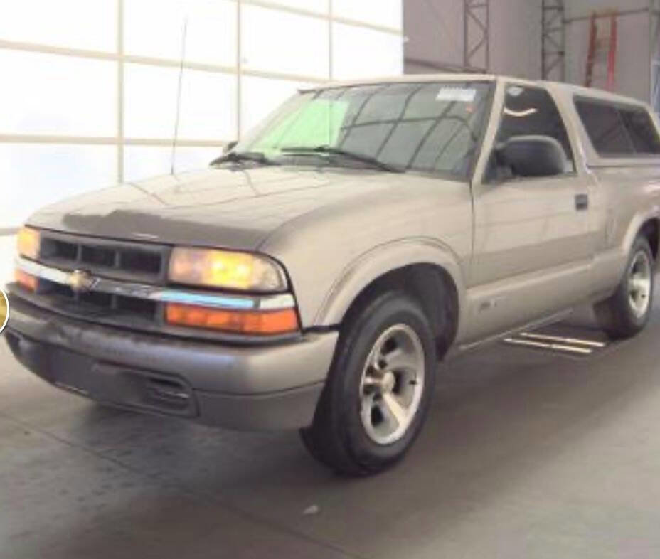 Used 2000 Chevrolet S10 Pickup LS w/ Preferred Equipment Group