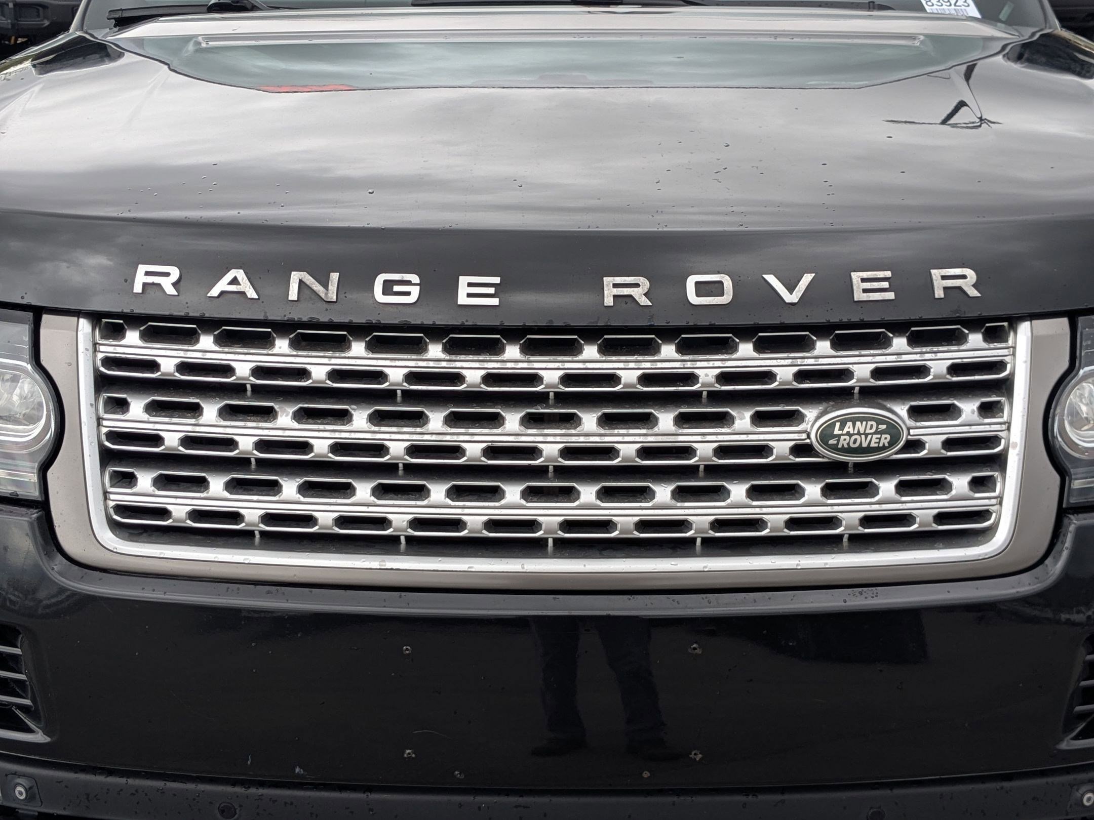 Used 2014 Land Rover Range Rover Supercharged AWD/4WD image 9