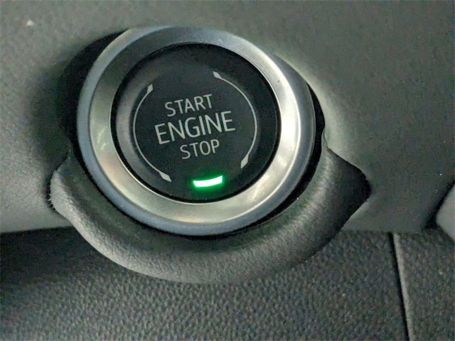 Certified 2025 Chevrolet Suburban Z71 image 25