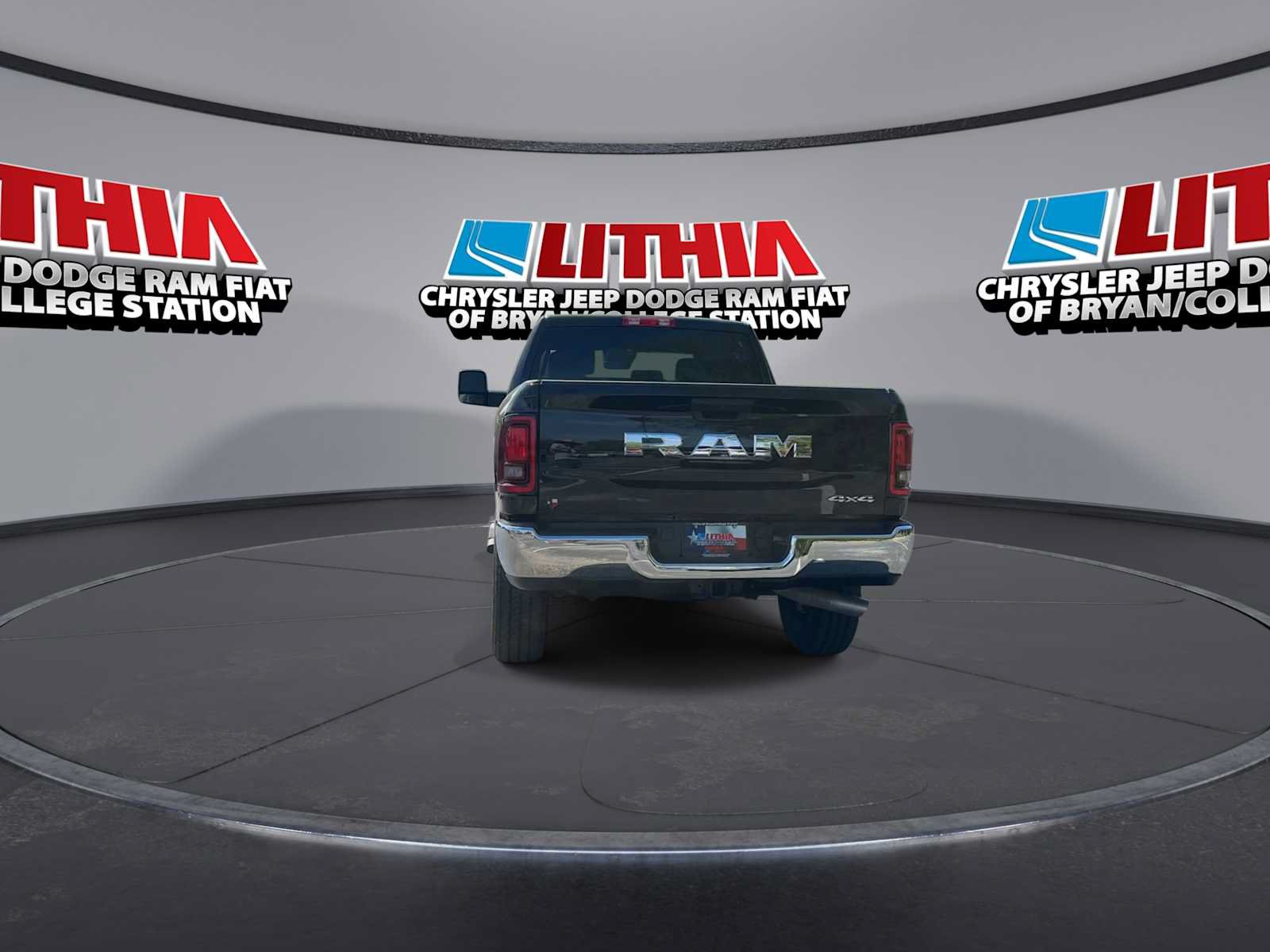 Used 2026 RAM 2500 Tradesman w/ Chrome Appearance Group AWD/4WD image 7